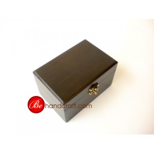 B 1015 09 001  กล่องไม้สัก (Wooden boxes)