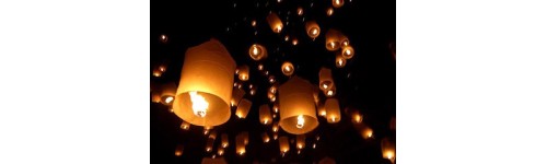 โคมลอย (Khomloy or Floating lamp)